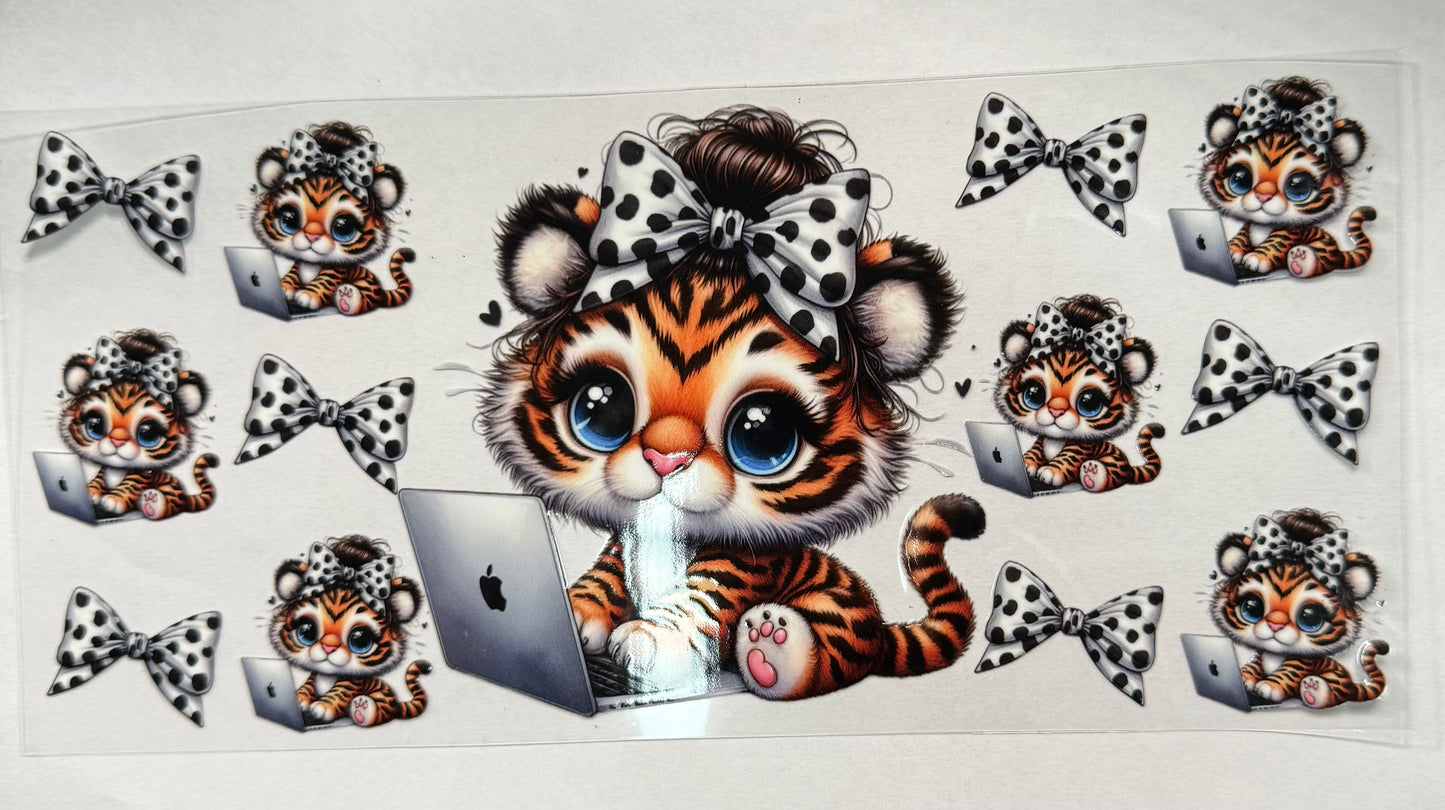 CUTE TIGER